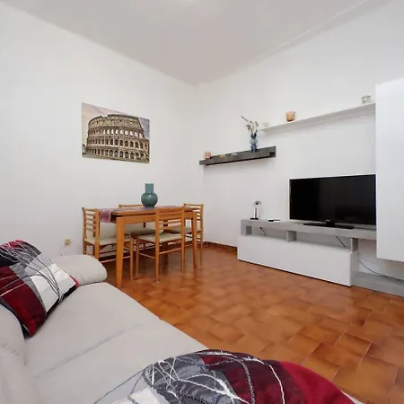 Garbatella Place شقة *