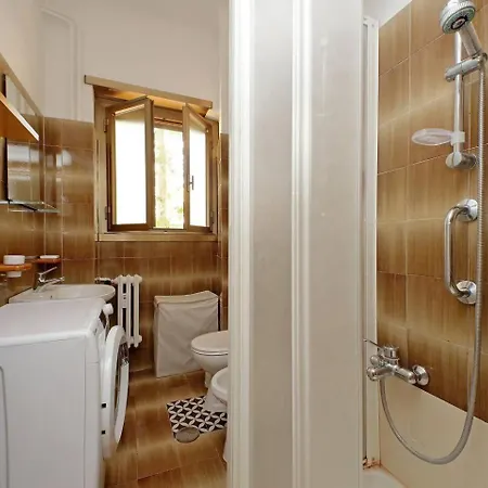 Διαμέρισμα Garbatella Place *